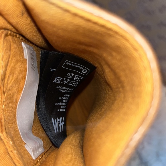 H&M Suede Mustard Color Clutch Bag Purse - Picture 4 of 4